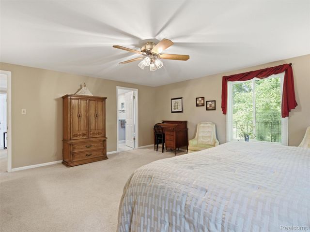 28854 Eton Glen, Farmington Hills, MI 48331