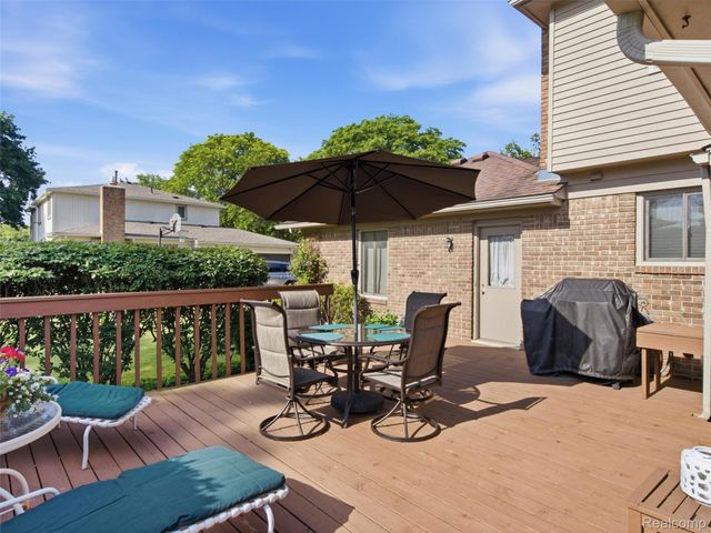 28854 Eton Glen, Farmington Hills, MI 48331