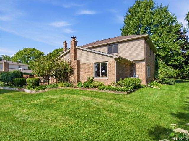 28854 Eton Glen, Farmington Hills, MI 48331