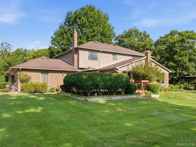 28854 Eton Glen, Farmington Hills, MI 48331