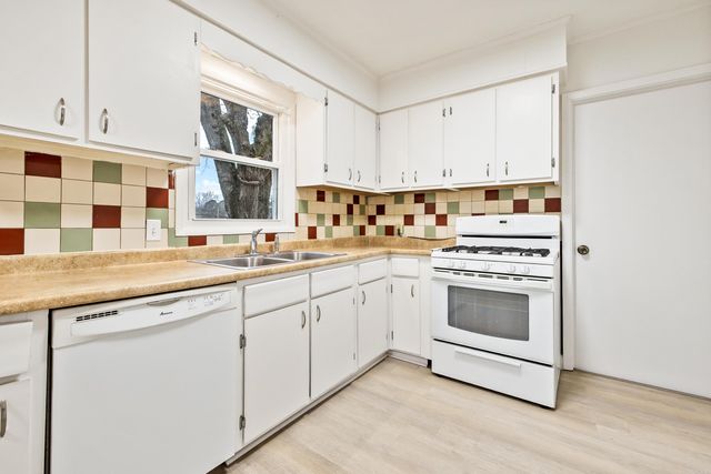 216 Pike, Benton, AR 72019