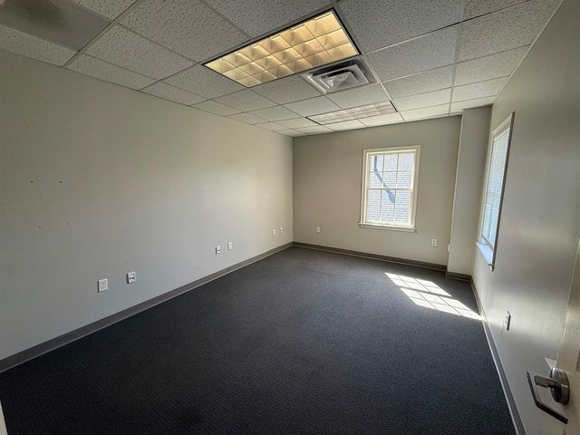875 Greenland Rd Unit C8, Portsmouth, NH 03801