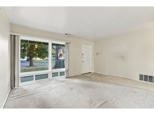 12508 Ne MULTNOMAH St, Portland, OR 97230