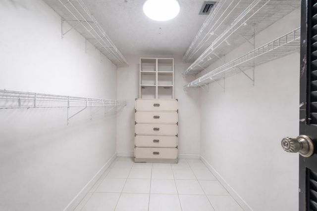 1155 Hillsboro Mile 502, Hillsboro Beach, FL 33062