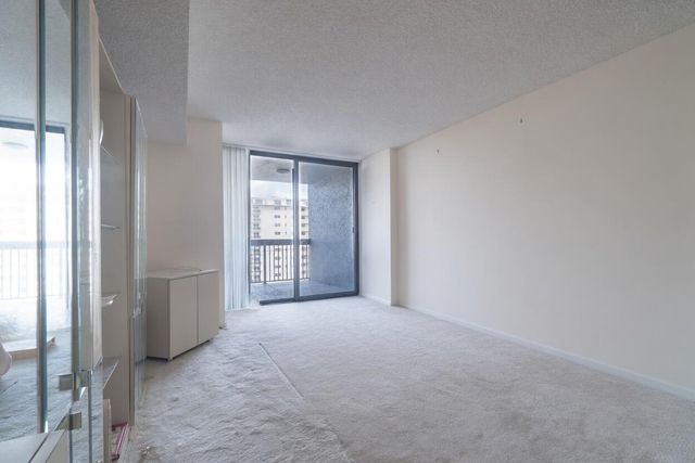 1155 Hillsboro Mile 502, Hillsboro Beach, FL 33062