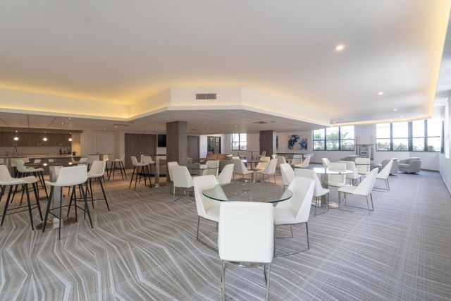 1155 Hillsboro Mile 502, Hillsboro Beach, FL 33062