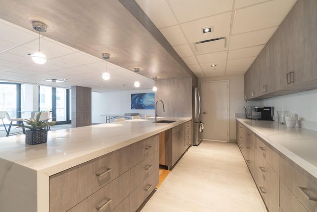 1155 Hillsboro Mile 502, Hillsboro Beach, FL 33062