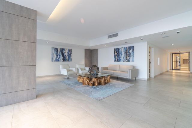 1155 Hillsboro Mile 502, Hillsboro Beach, FL 33062