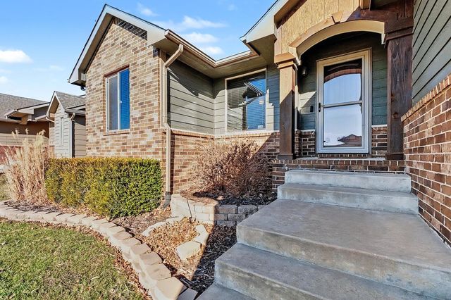 14214 W Willoughby Cir, Wichita, KS 67235