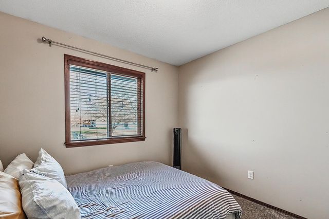 14214 W Willoughby Cir, Wichita, KS 67235