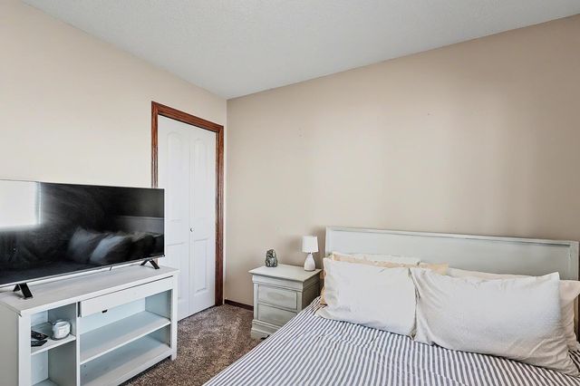 14214 W Willoughby Cir, Wichita, KS 67235