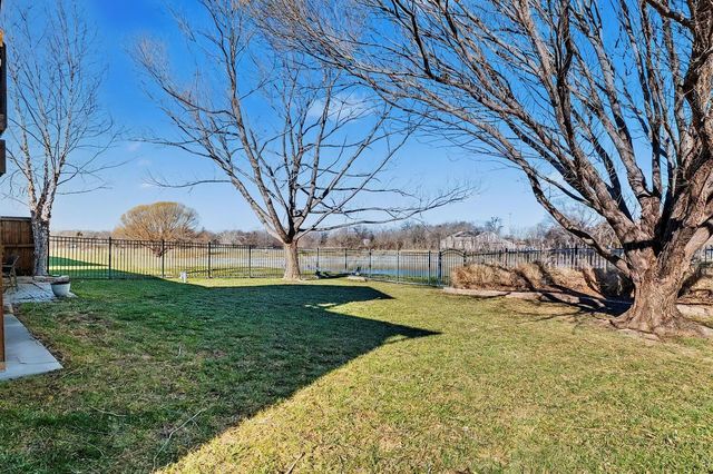 14214 W Willoughby Cir, Wichita, KS 67235