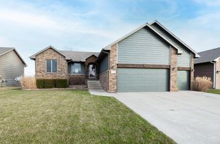 14214 W Willoughby Cir, Wichita, KS 67235