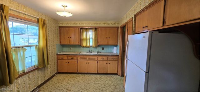 10301 Jasper Avenue, Cleveland, OH 44111