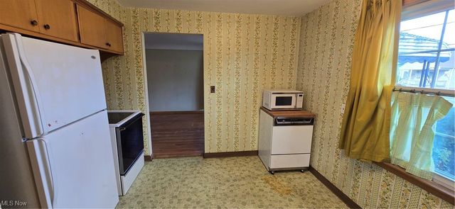 10301 Jasper Avenue, Cleveland, OH 44111