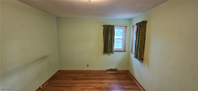 10301 Jasper Avenue, Cleveland, OH 44111