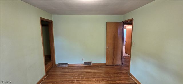 10301 Jasper Avenue, Cleveland, OH 44111