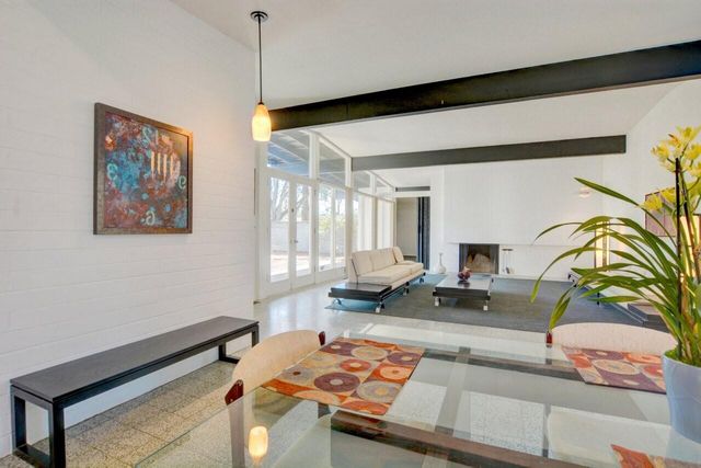 211 S Groveland Avenue, Medford, OR 97504