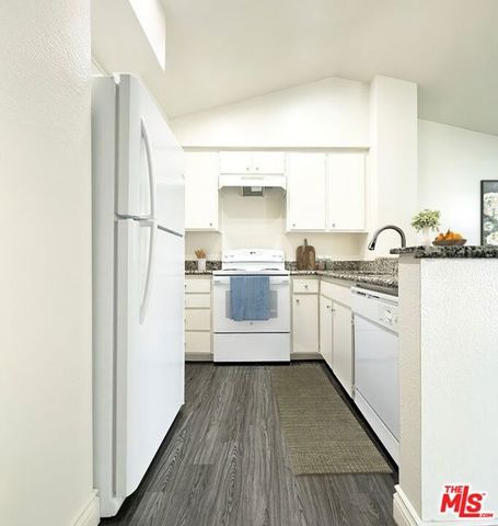 1925 W College Avenue, San Bernardino, CA 92407