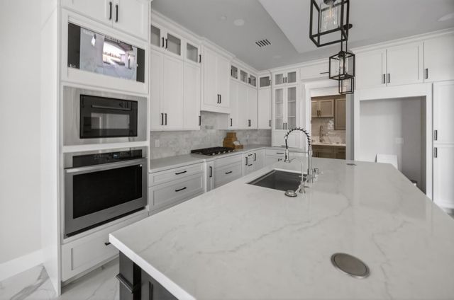 2430 Interlaken Ct, Lodi, CA 95242