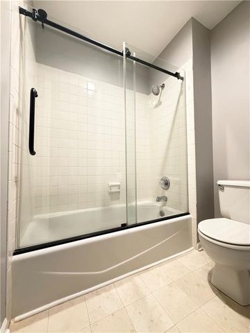 4986 W 60th Terrace, Mission, KS 66205