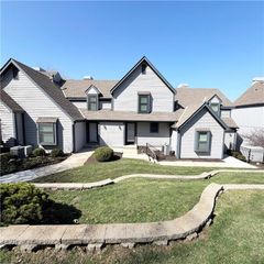 4986 W 60th Terrace, Mission, KS 66205