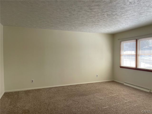 524 East Campbell Avenue, Sherrill, NY 13461