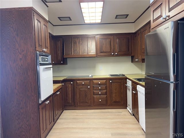 524 East Campbell Avenue, Sherrill, NY 13461