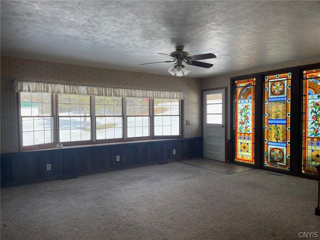 524 East Campbell Avenue, Sherrill, NY 13461