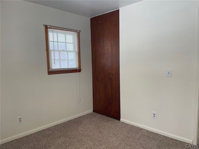 524 East Campbell Avenue, Sherrill, NY 13461