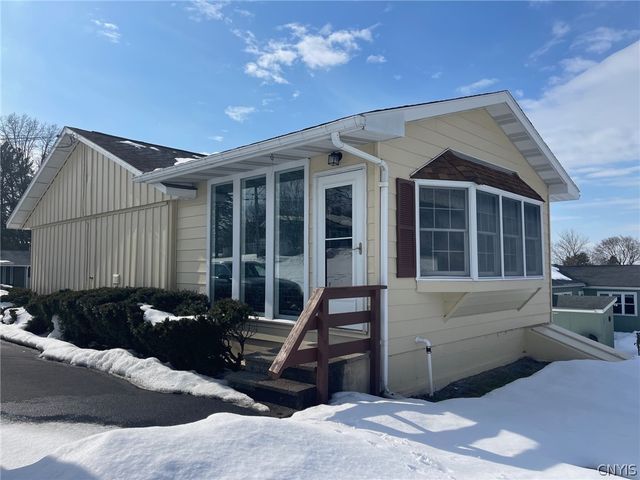 524 East Campbell Avenue, Sherrill, NY 13461