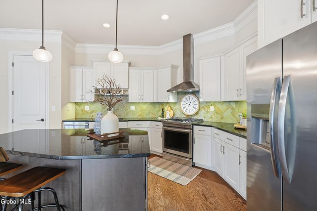 62 Cambridge Way, Colonie, NY 12110