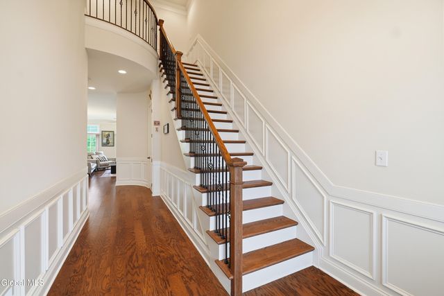 62 Cambridge Way, Colonie, NY 12110