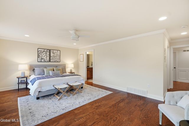 62 Cambridge Way, Colonie, NY 12110