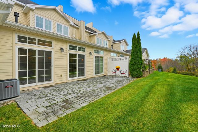 62 Cambridge Way, Colonie, NY 12110