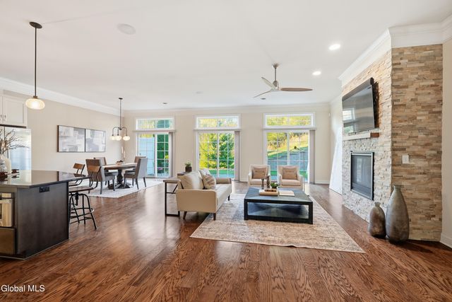 62 Cambridge Way, Colonie, NY 12110