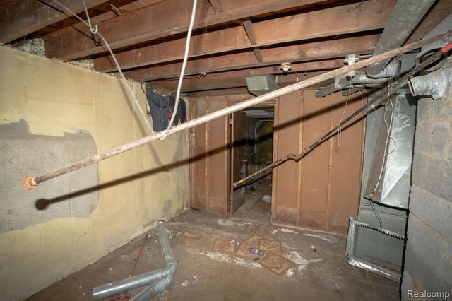 15726 Hubbell Street, Detroit, MI 48227