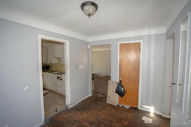 15726 Hubbell Street, Detroit, MI 48227