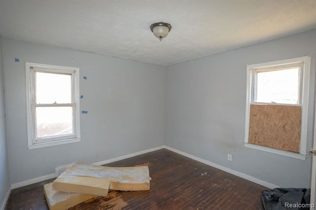 15726 Hubbell Street, Detroit, MI 48227