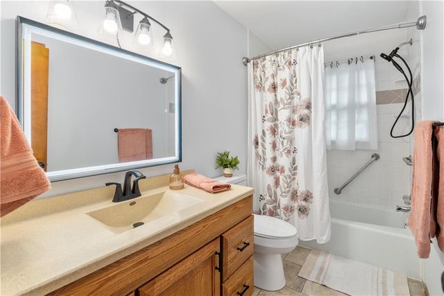 1205 S 9th Street, Clinton, MO 64735