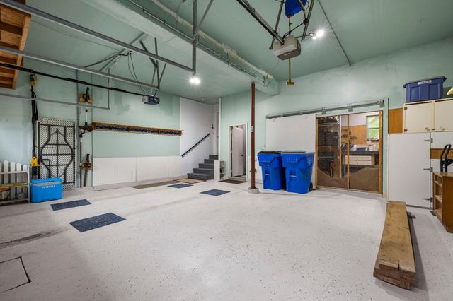 31789 Lakeway Drive NE, Cambridge, MN 55008