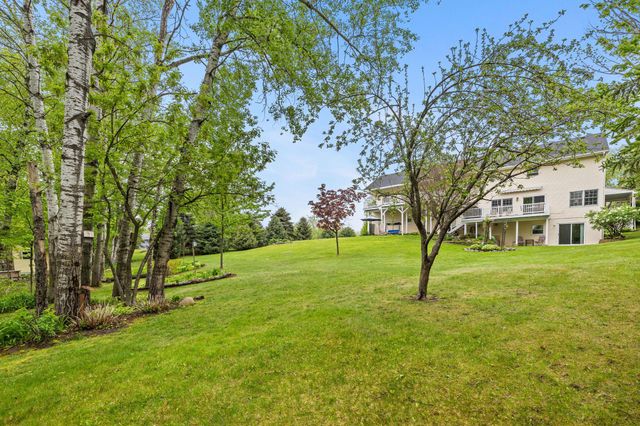 31789 Lakeway Drive NE, Cambridge, MN 55008