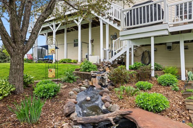 31789 Lakeway Drive NE, Cambridge, MN 55008