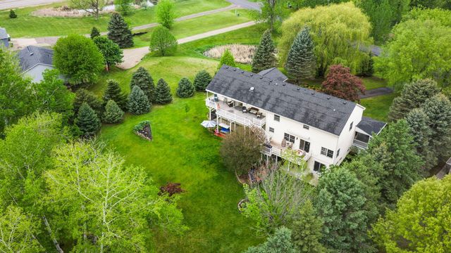31789 Lakeway Drive NE, Cambridge, MN 55008
