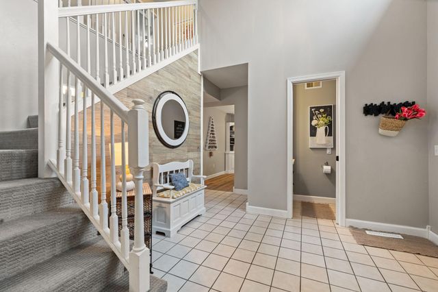 31789 Lakeway Drive NE, Cambridge, MN 55008