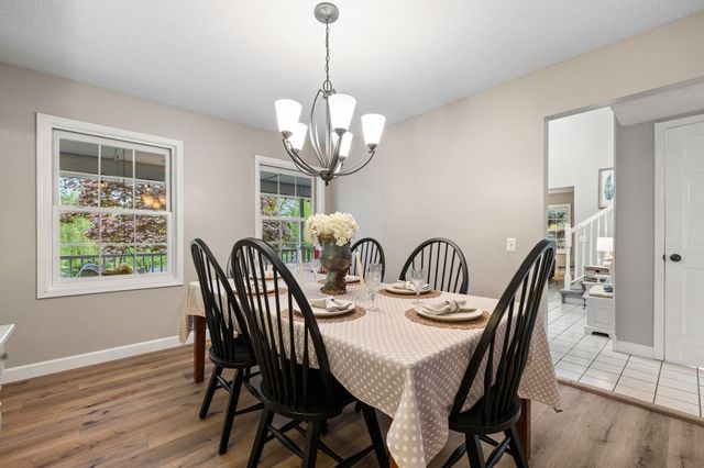 31789 Lakeway Drive NE, Cambridge, MN 55008