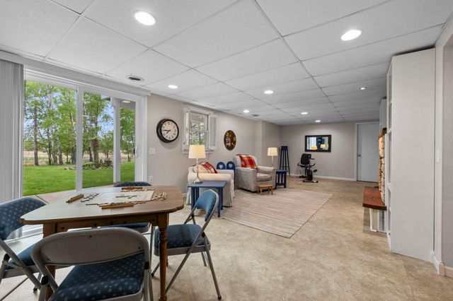 31789 Lakeway Drive NE, Cambridge, MN 55008