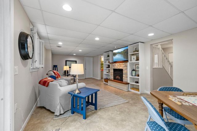 31789 Lakeway Drive NE, Cambridge, MN 55008