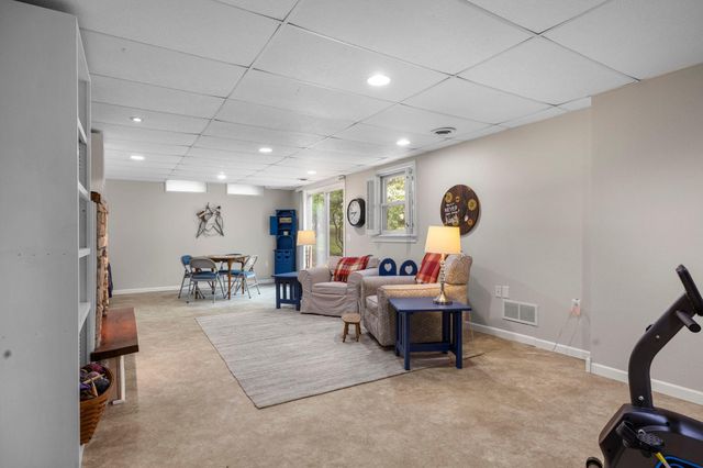 31789 Lakeway Drive NE, Cambridge, MN 55008