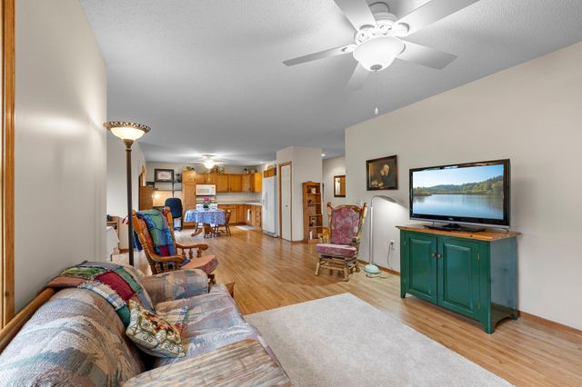 31789 Lakeway Drive NE, Cambridge, MN 55008